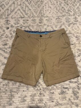Tommy Bahama Kakhi Shorts 33
